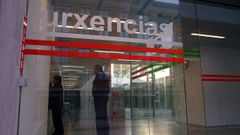 Entrada de urgencias del centro de salud de A Parda, donde ejerce el m�dico en cuarentena