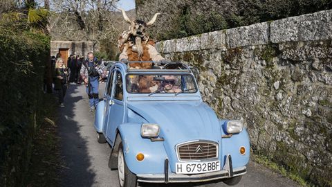 5�. Irmandade de entroidos en Armariz
