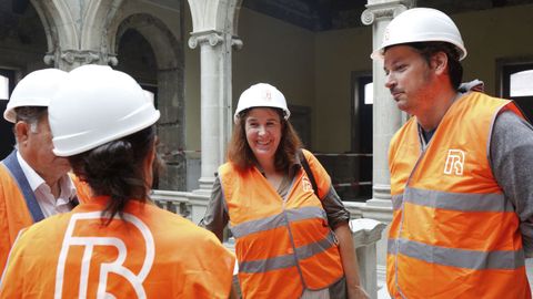 Visita a las obras de rehabilitacin de la Casa Consistorial de Pontevedra. Los arquitectos autores del proyecto, del estudio U+A