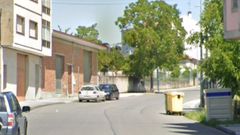 Un tramo de la calle Ux�o Novoneyra de Chantada, en la que se produjo el accidente