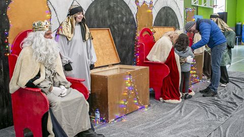 Visita de Melchor, Gaspar y Baltasar a Outes.