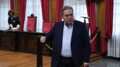 Gerardo Seoane, abandonando la sala de vistas de la Audiencia Provincial de Ourense tras el juicio