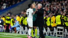 Vincius y Carlo Ancelotti.Vincius, delantero del Real Madrid, y Carlo Ancelotti