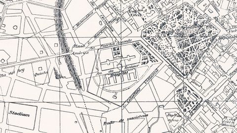 Detalle de un plano de Oviedo en el ao 1900 que muestra el polgono que ocupaba el antiguo Hospital-Manicomio provincial de Oviedo, en Llamaquique