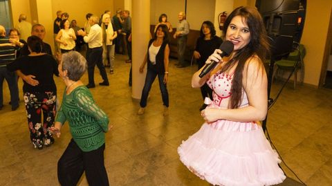 Judith Cundíns amenizará la sesión de este sábado 13