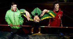 Paula Ferreiros, entre David Barreira y Miguel P�rez.