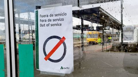 Vigo qued� incomunicada por tren debido a la situaci�n meteorol�gica. En la imagen, la estaci�n de Guixar