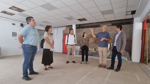 Gabriel Alén visitó las obras que se están realizando para ampliar la capacidad del comedor del Curros Enríquez