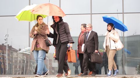Salida del juicio por el parricidio de Monteana en la sede de Gij�n de la Audiencia Provincial de Asturias.Salida del juicio por el parricidio de Monteana en la sede de Gij�n de la Audiencia Provincial de Asturias