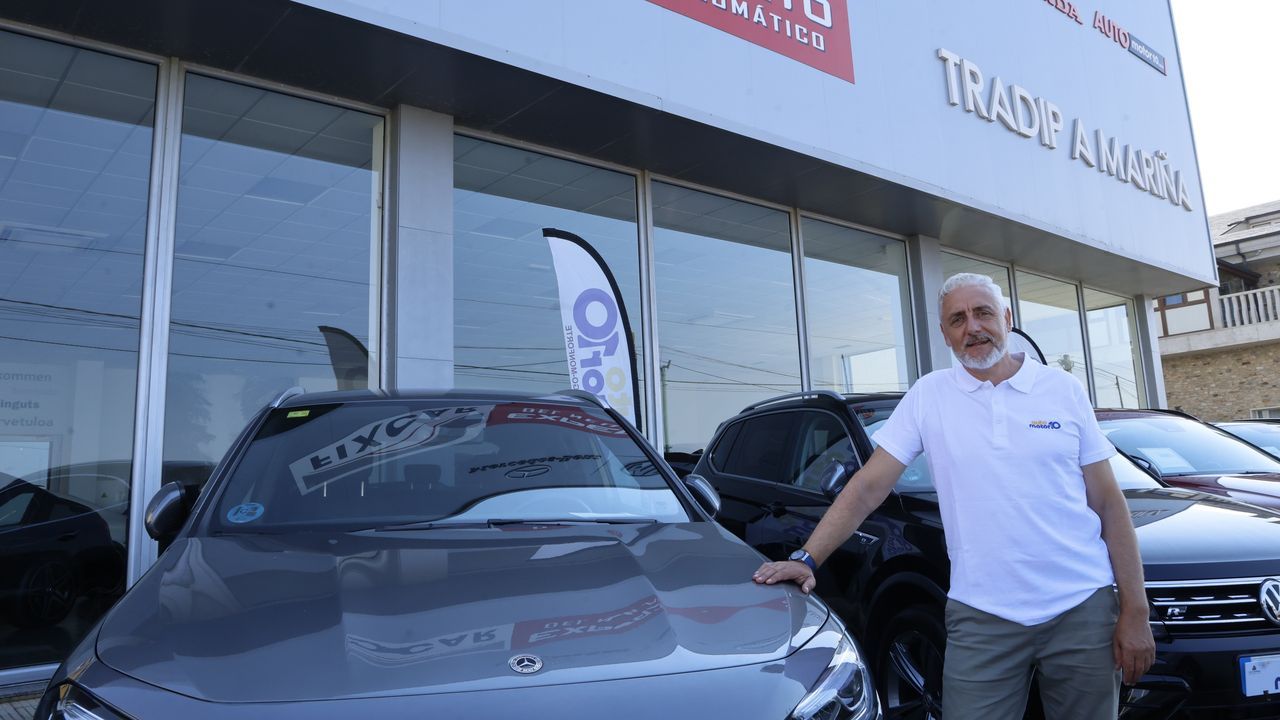Coches híbridos y gama «low cost», tendencia en la feria del vehículo en Foz