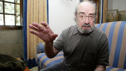 Alfonso Sastre, en la Semana de Filosof�a de Pontevedra en el 2003.