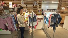 Uno de los puestos de una edici�n anterior de la feria de oportunidades del CCU en la plaza de abastos
