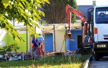 Imagen de la �ltima demolici�n ejecutada por la APLU en Barreiros,  a finales del a�o pasado. 