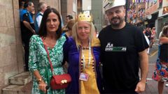 De izquierda a derecha, Mar Snchez, Esther Canteli y Pedro Snchez.
