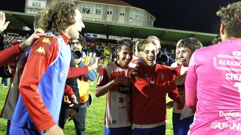 Fiesta en A Lomba tras eliminar el Arousa al Pontevedra de la Copa del Rey