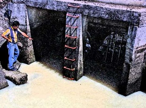 La contaminaci�n se queda depositada en el agua y los fondos marinos.