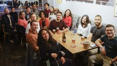 Un grupo de ourensanos disfrutando de una conversaci�n en ingl�s en Charlotte