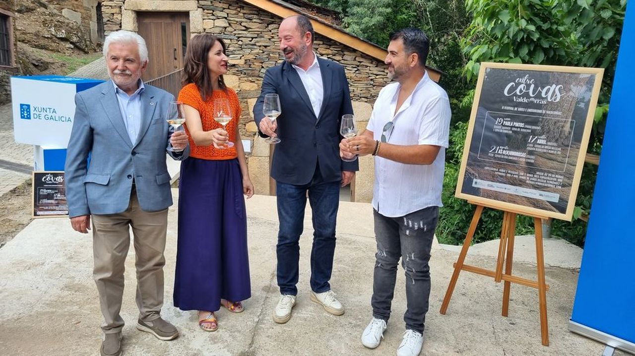 Valdeorras presume de covas en un festival con música, humor y vino