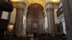 Un momento de la visita realizada a la iglesia de la Compa��a en noviembre del 2021 por representantes de la fundaci�n Iberdrola, a fin de firmar el acuerdo para renovar el alumbrado art�stico
