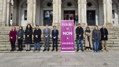 La corporaci�n municipal de Ferrol guarda un minuto de silencio por la �ltima v�ctima de violencia de g�nero.