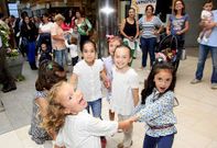 Los m�s peque�os tambi�n se unieron a la apertura de la tercera Feira dos Sabores de Cee.