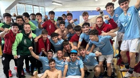 Manu comparti� vestuario con pr�cticamente todos los canteranos que actualmente militan en el Fortuna.