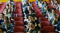 Quince mil opositores para mil plazas