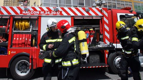 Foto de archivo de una intervención de los bomberos del parque comarcal de Barreiros