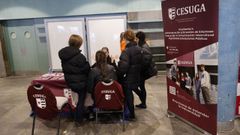 Feria Unitour. Estand del centro universitario gallego Cesuga