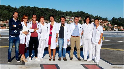 David Rodr�guez Lorenzo de la unidad de calidad;  Dolores Zapata, coordinadora del plan de incidentes de m�ltiples v�ctimas; �ngel Pichel, jefe de servicio de urgencias; Mercedes Mill�n, supervisora de �rea; Maite  Maza, jefa de unidade de urgencias; Miguel Dominquez, supervisor de urgencias; Xoan Hermelo, subdirector de enfermer�a; Rosa Morais, supervisora de �rea; y Lorena Soto, enfermera de urgencias.