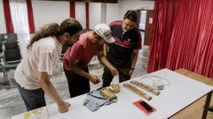 APIXEN entrega abejas reina a apicultores en el concello de Bande