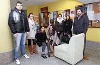 Alumnos de primeros cursos de la USC que guiaron a estudiantes de bachillerato.  