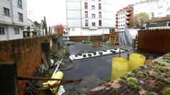 Solar donde se va a construir la promoción en régimen de cooperativa de 20 pisos en la calle Mulatas de Vilagarcía de Arousa, en el entorno de Villa Güimil.