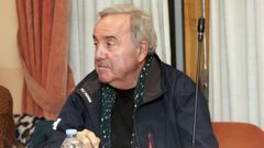 Juan Ram�n Outeda es el tercer edil del gobierno que formaliza su salida.