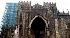 Obras de mejora y mantenimiento que se realizan actualmente en la catedral de Tui. 