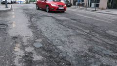 Baches en la avenida de Zamora.