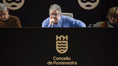 El alcalde de Pontevedra, Miguel Anxo Fern�ndez Lores, durante un pleno de la corporaci�n municipal