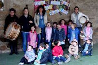 En la escuela infantil de Donramiro hubo ayer fiesta de magosto.