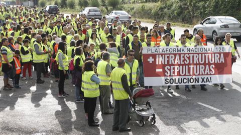 Vecinos de Xinzo y Areas protagonizaron la última gran manifestación en el 2016