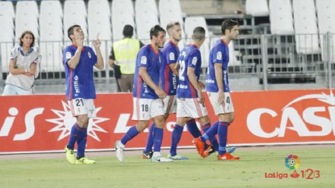 Berj�n, Christian, Carlos, Rocha y Verd�s celebran el 0-1