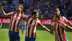 Los jugadores rojiblancos celebran uno de los tantos ante el Legan�s