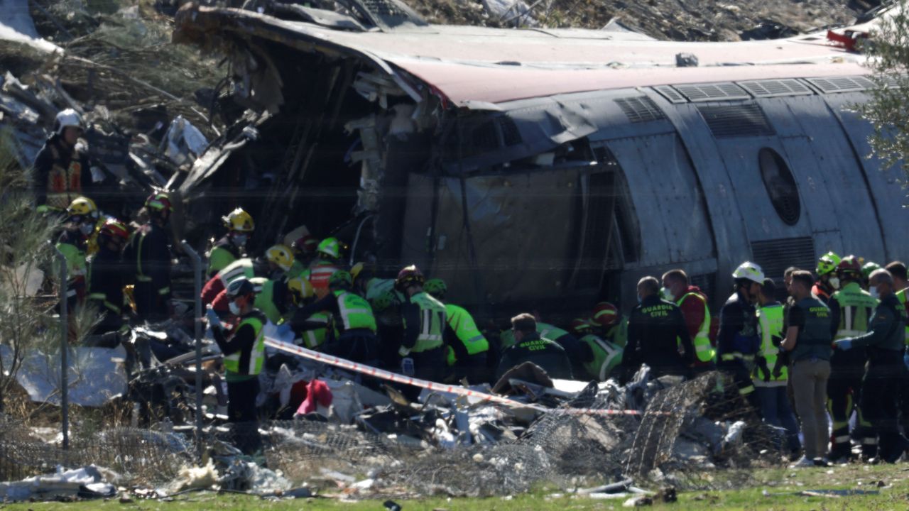 Tras la tragedia ferroviaria en Toledo: «Apenas éramos seis personas en el vagón. Después del impacto, solo vi a una de ellas»