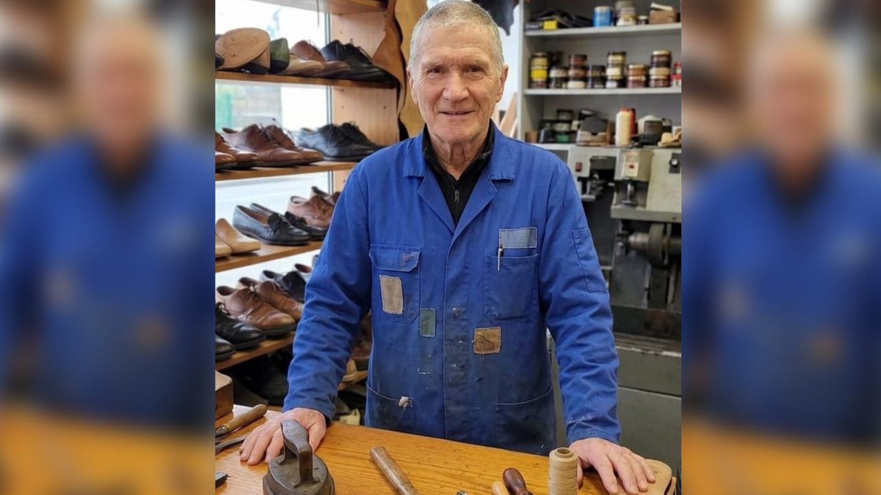Adiós al zapatero de Vigo que arregló un millón de pares y murió con las botas puestas
