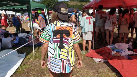 San Timoteo, Luarca, Vald�s.Los grupos �tunean� sus propios chambrones