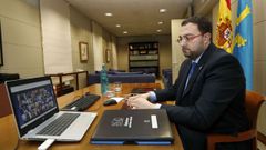 Barb�n, durante la videoconferencia con Pedro S�nchez y el resto de presidentes auton�micos