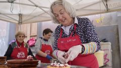 Isaura Gonz�lez, este domingo en el puesto de pulpo que monta todos los domingos en la plaza del Couto de Ourense
