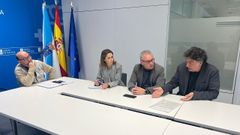 A la reuni�n asistieron representantes de la direcci�n del centro, de la Xunta y del Concello de Pontevedra