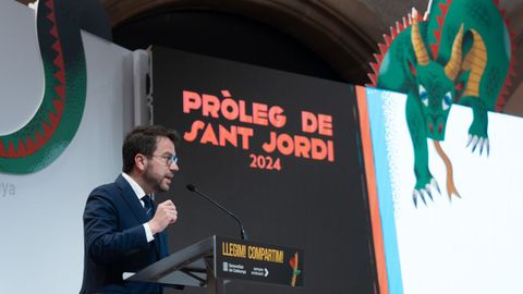 El presidente de la Generalitat, Pere Aragons ayer en el acto que da el pistoletazo de salida para la celebracin de Sant Jordi, el da 23 