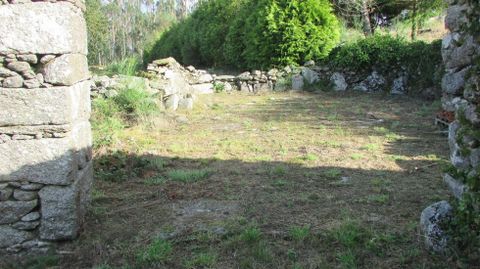 Eira de Riba, no Rego dos Podres