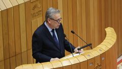 El conselleiro de Sanidade, esta mañana en su comparecencia en el Parlamento.
